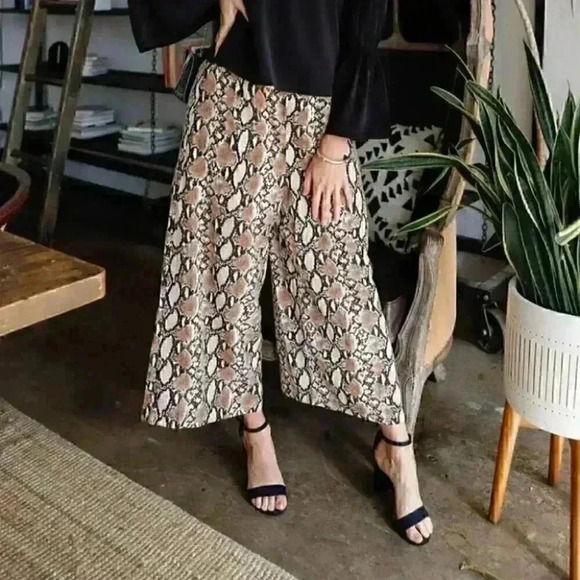 Wild Animal snake Print Wide Legged Pants tan - Picture 1 of 5